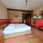 Les Mout'anes Panzió
