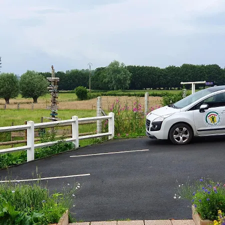Panzió Les Mout'anes Saint-Hilaire-sur-Helpe