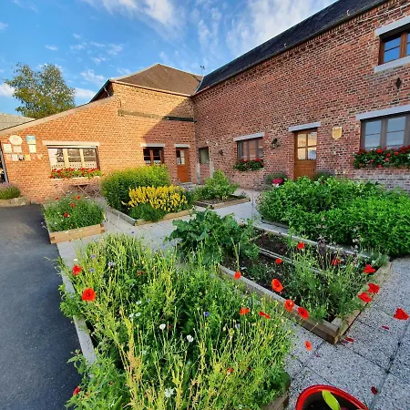 Panzió Les Mout'anes Saint-Hilaire-sur-Helpe