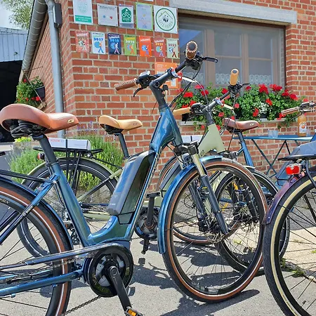 Panzió Les Mout'anes Saint-Hilaire-sur-Helpe